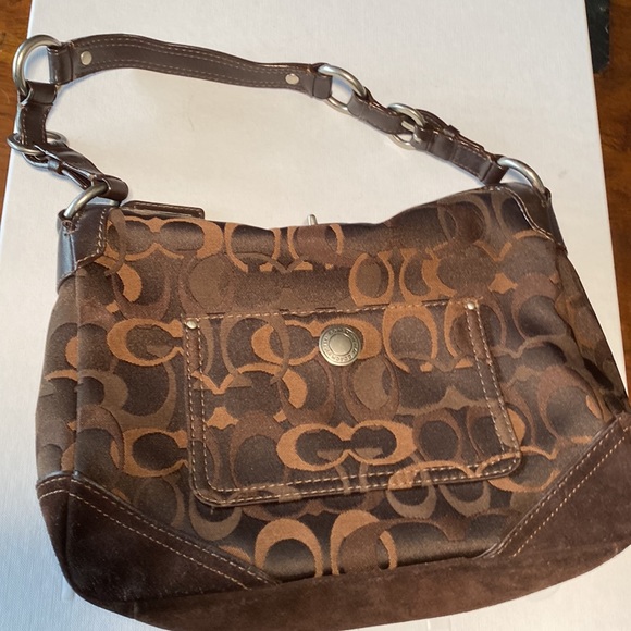 NWOT COACH Chelsea Optic Signature Jacquard Chocolate Suede Hand bag - Picture 4 of 7